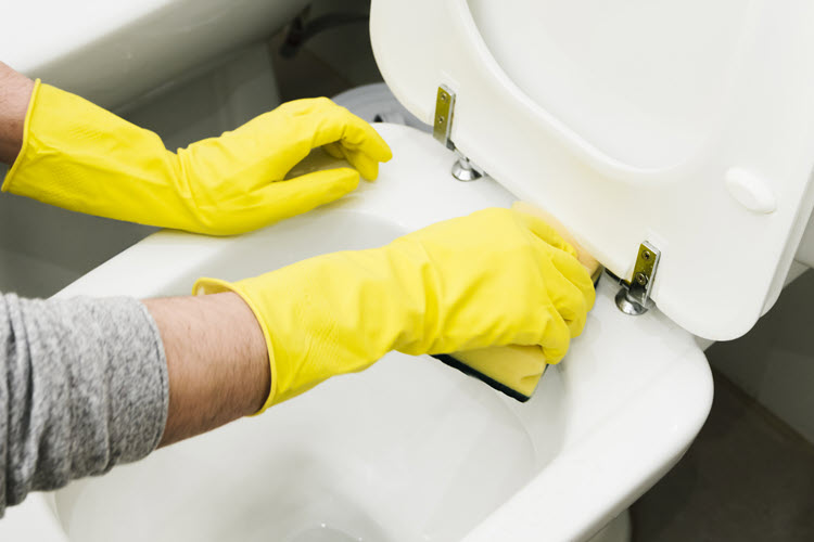 Leaflet: de zin en onzin van bacteriële reinigingsmiddelen